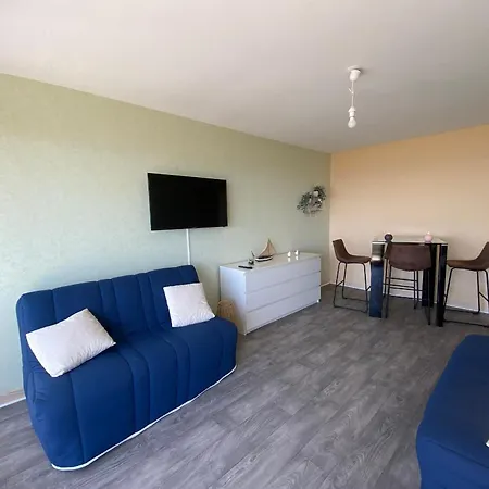 Apartment T2 Renove Avec Balcon Et Parking, Acces Direct - Brevin - Fr-1-364-115 *