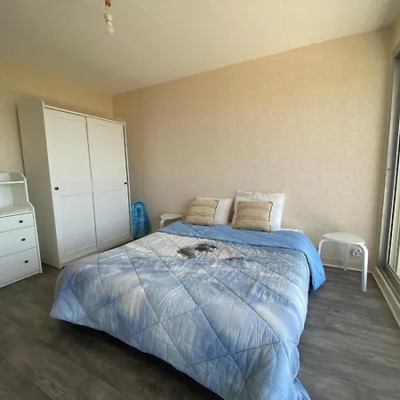 T2 Renove Avec Balcon Et Parking, Acces Direct - Brevin - Fr-1-364-115 Apartment *