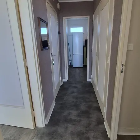T2 Renove Avec Balcon Et Parking, Acces Direct - Brevin - Fr-1-364-115 Lägenhet *