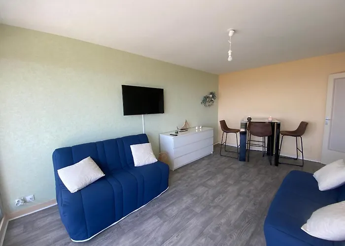 Apartment T2 Renove Avec Balcon Et Parking, Acces Direct - Brevin - Fr-1-364-115 *